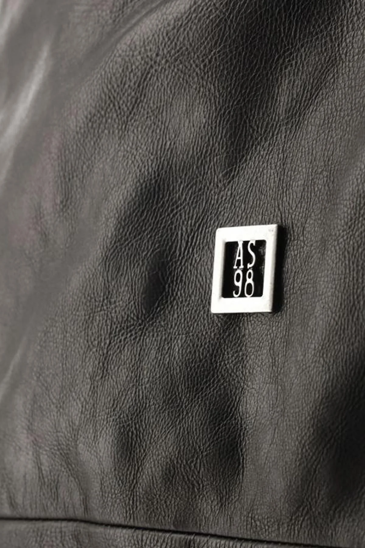 1000129677 - Image 3