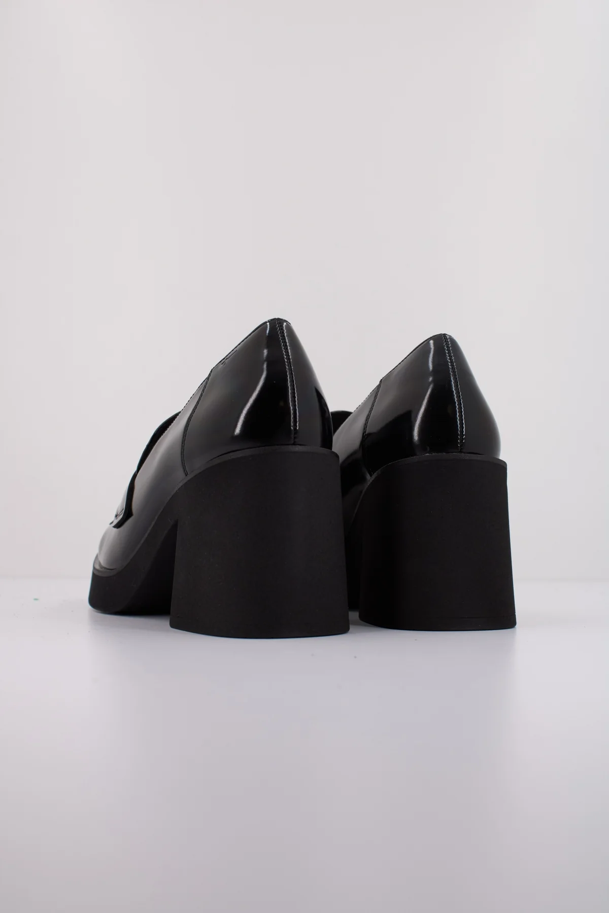 1000137909 - Image 4