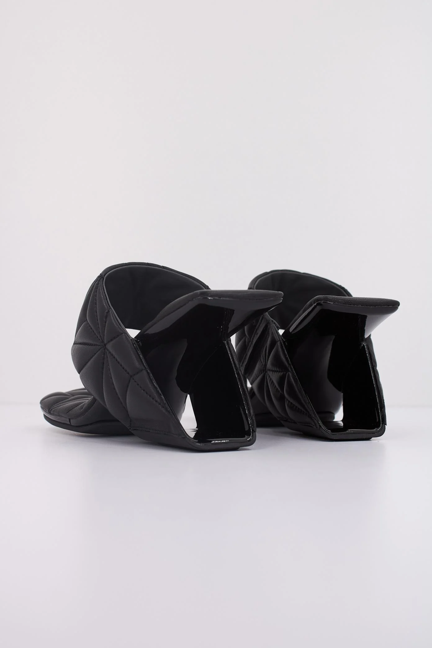 1000131132 - Image 4